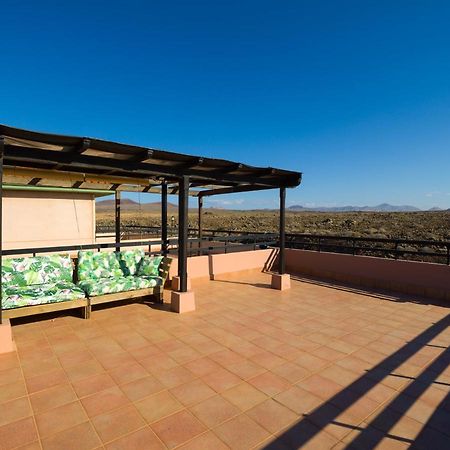 Private Terrace Majanicho Home -Garden & Pool La Oliva Εξωτερικό φωτογραφία