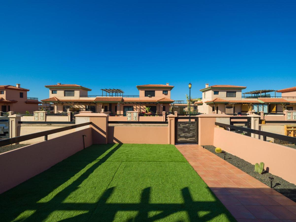 Private Terrace Majanicho Home -Garden & Pool La Oliva Εξωτερικό φωτογραφία