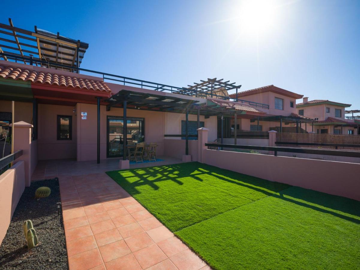Private Terrace Majanicho Home -Garden & Pool La Oliva Εξωτερικό φωτογραφία