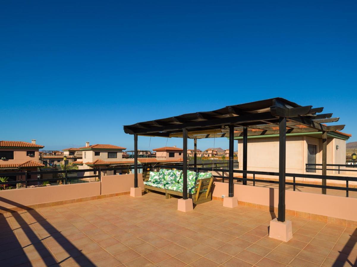 Private Terrace Majanicho Home -Garden & Pool La Oliva Εξωτερικό φωτογραφία